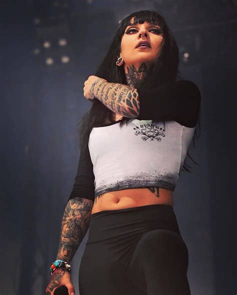 November 30th will find multi-platinum nü-metallers P.O.D. debuting their new single, “Afraid To Die“.Like the group’s latest single “DROP“, this forthcoming track will also feature a guest appearance. This time around the band recruited vocalist Tatiana Shmayluk of Ukrainian progressive metalcore outfit Jinjer.P.O.D.‘s new album “Veritas” …